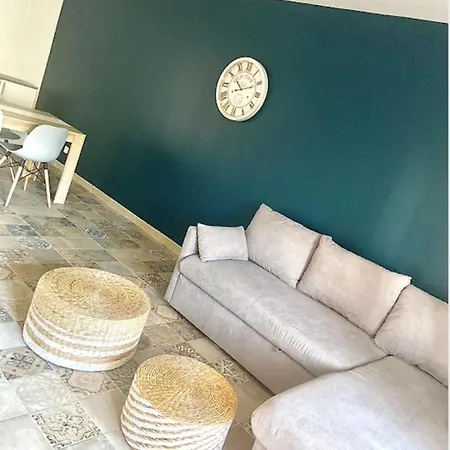 Apt For 8 With Balcony In Seyne-Sur-Mer * La Seyne-sur-Mer